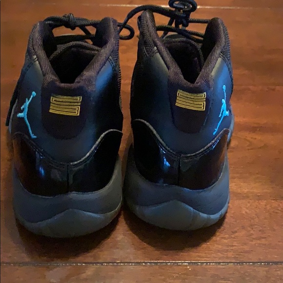 gamble blue jordans 11